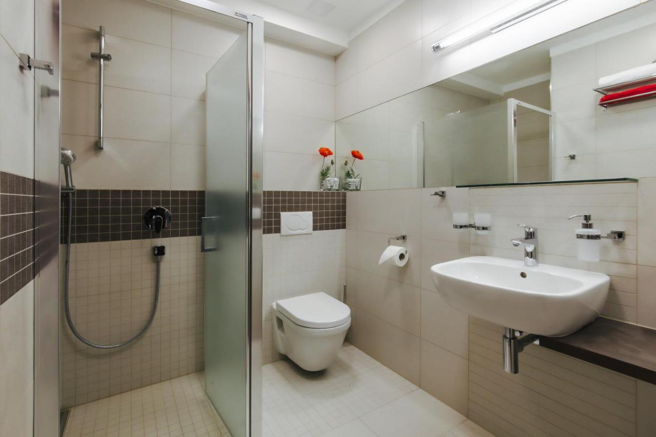 Pierre Hotel باردوبيتسه المظهر الخارجي الصورة